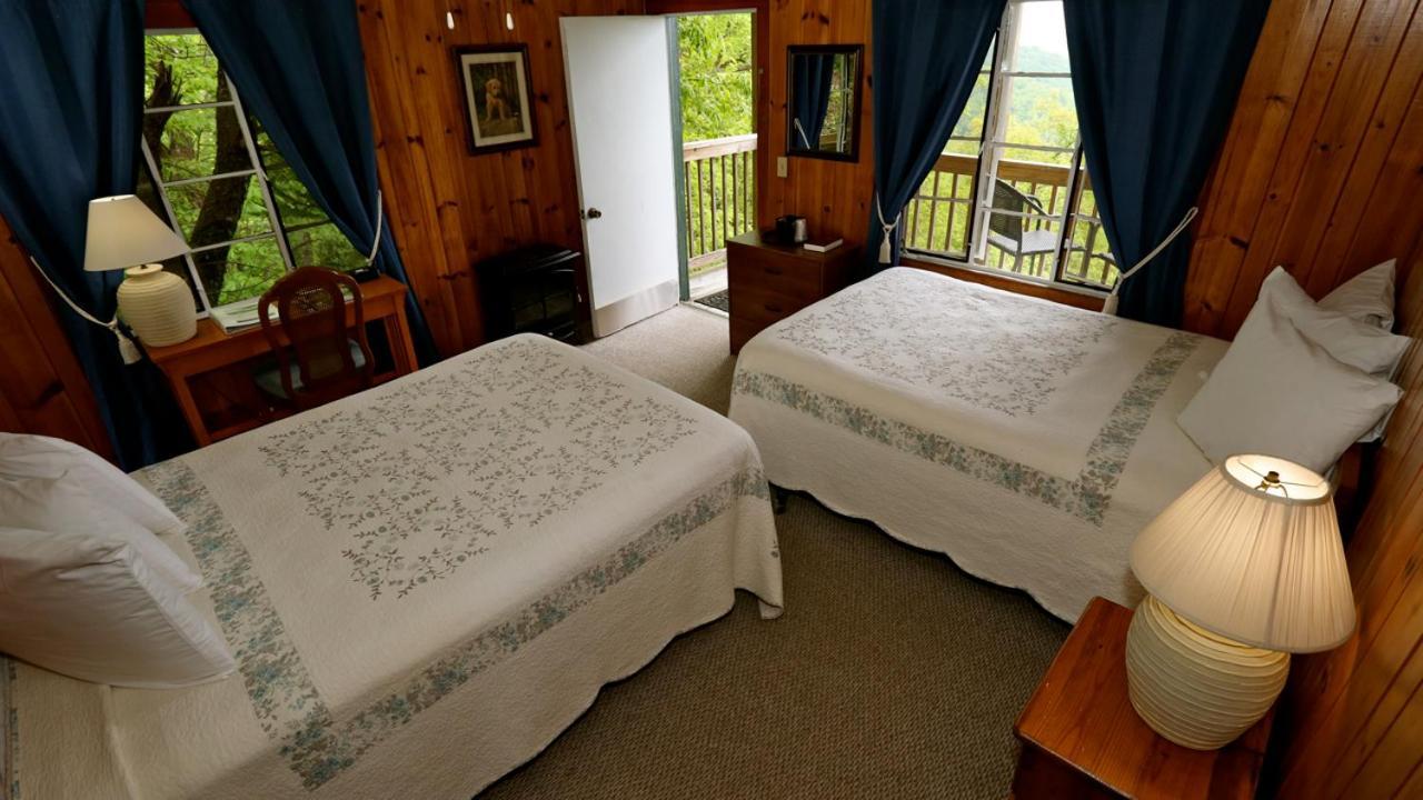 Alpine Inn Little Switzerland 외부 사진